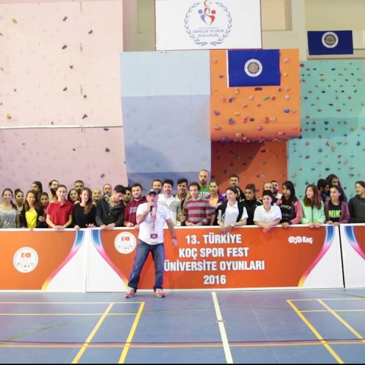 Tüm heyecanıyla devam eden spor tırmanışı müsabakalarına katılan sporcularımız #KocSporFest'te #BizdeVariz dediler.