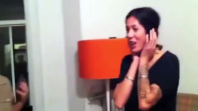 Elles se frappent au visage uniquement pour savoir ce que ça fait d'avoir un oeil au beurre noir