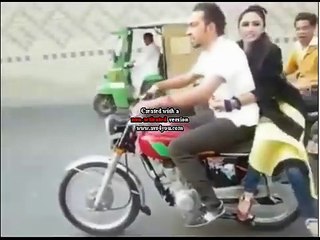 Brave And Cute Pakistani Girls On One Wheeling