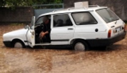 Osmaniye'de sağanak yağış