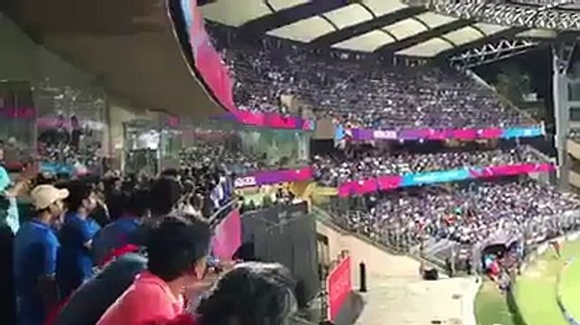 Anil Kapoor and Virat Kohli Dancing In IPL