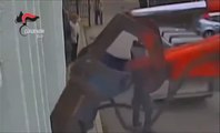 Bari - assalti a bancomat con pala meccanica e rapine: 8 arrestati
