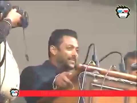 Salman Khan Dances at Arpita's reception in mandi