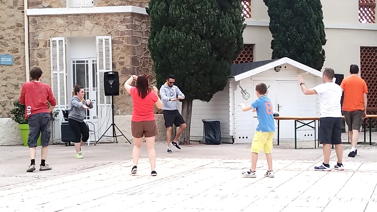 Danse village