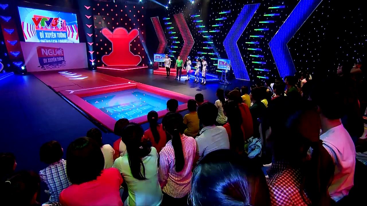 NGƯỜI ĐI XUYÊN TƯỜNG: TẬP 18 – MÀN CHÀO SÂN CỦA 2 ĐỘI – BA CON GIÁN