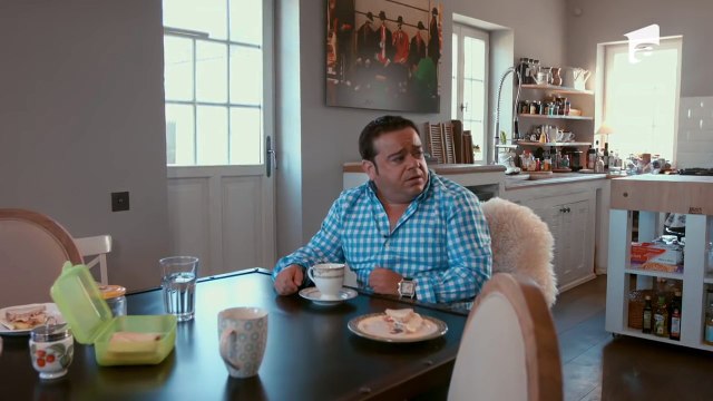 ”Home Alone”. Adrian Minune, uitat de părinți