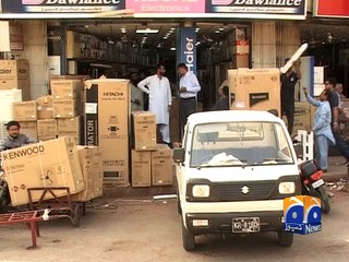 Demand for electronic products surges in Karachi -29 April 2016