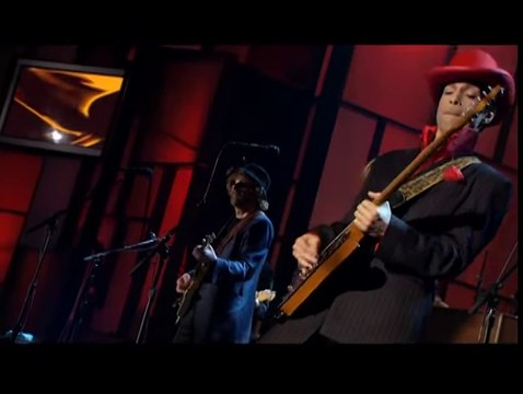 Prince, Tom Petty, Steve Winwood, Jeff Lynne and others While My Guitar Gently Weeps - Rock and Roll hall Of fame