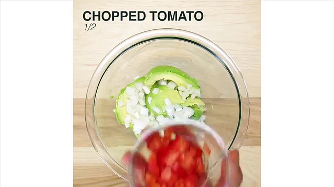 Bacon Guacamole Chicken Bombs