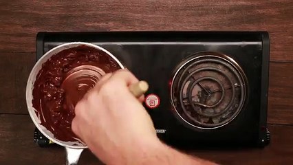 Easy To Make Chocolate Balloon Bowls