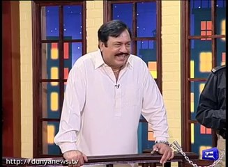 Ek Patwari Hasb-e-Haal k Katehary mein - Watch Hilarious Act!