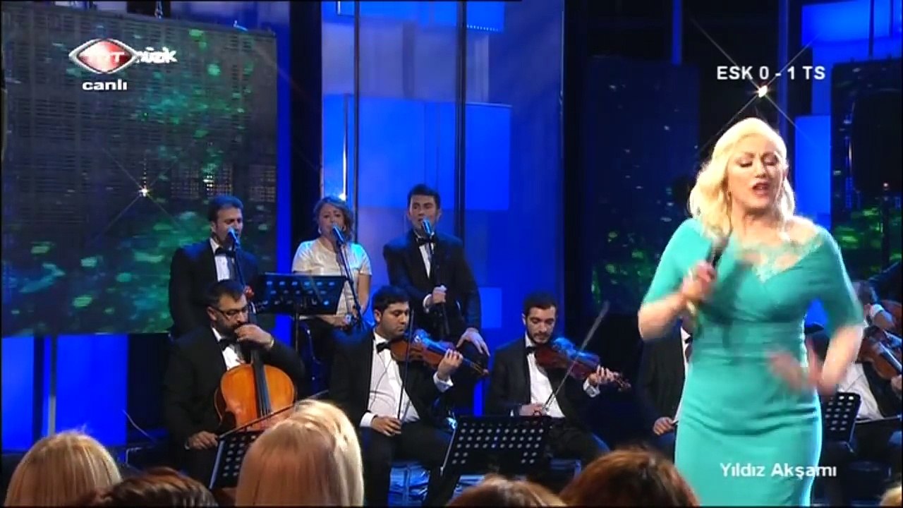 Muazzez Ersoy - Söyleme Bilmesinler Bu Aşkın Bittiğini