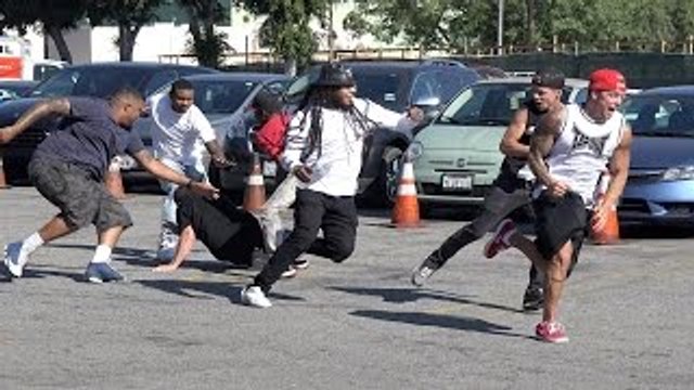 Getting Jumped in the Hood - Pranks 2016 w/ Gangsters Pranks Gone Wrong! Funny Videos - TwinzTV