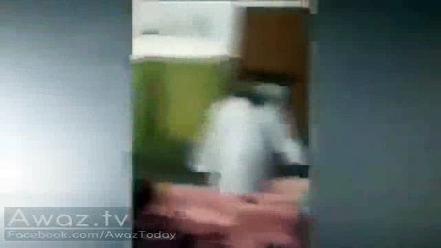 Maulana Fazl ur Rehman sick after eating too much - Raw Mobile footage