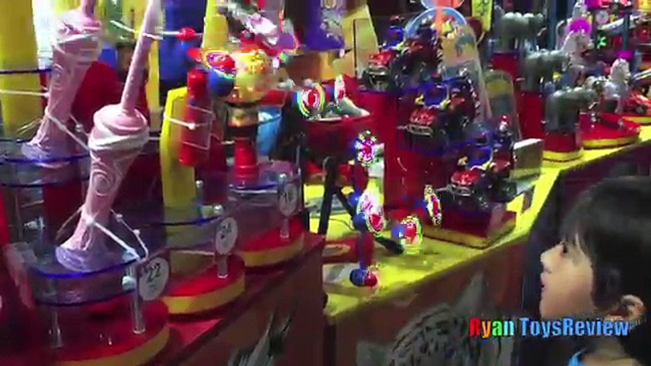 CIRCUS Family Fun for Kids Ringling Bros. Barnum Bailey Ryan ToysReview