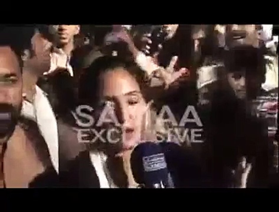 pti workers misbehave with female news reporter