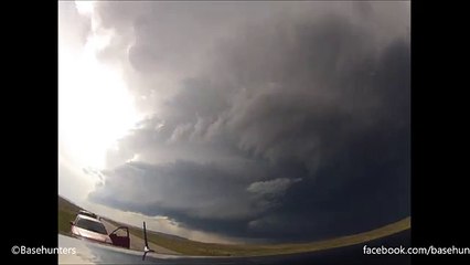 WATCH: Incredible Footage of A Supercell Thunderstorm