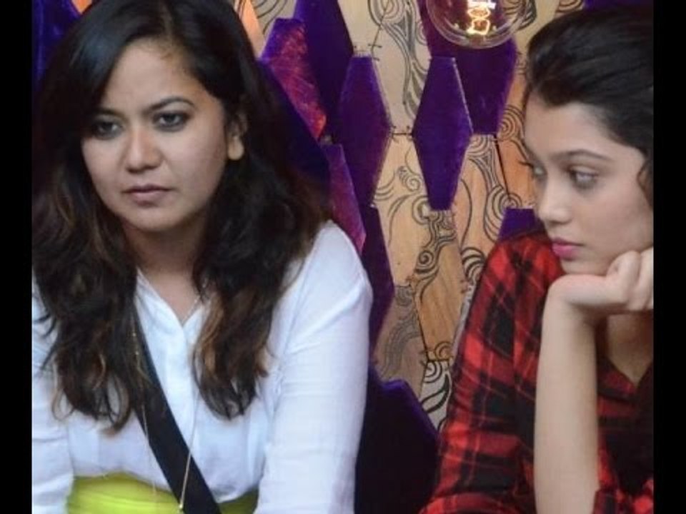 VIDEO: ANKIT'S BEHAVIOUR IS FAKE IN THE BIGG BOSS HOUSE SAYS ROOPAL TYAGI