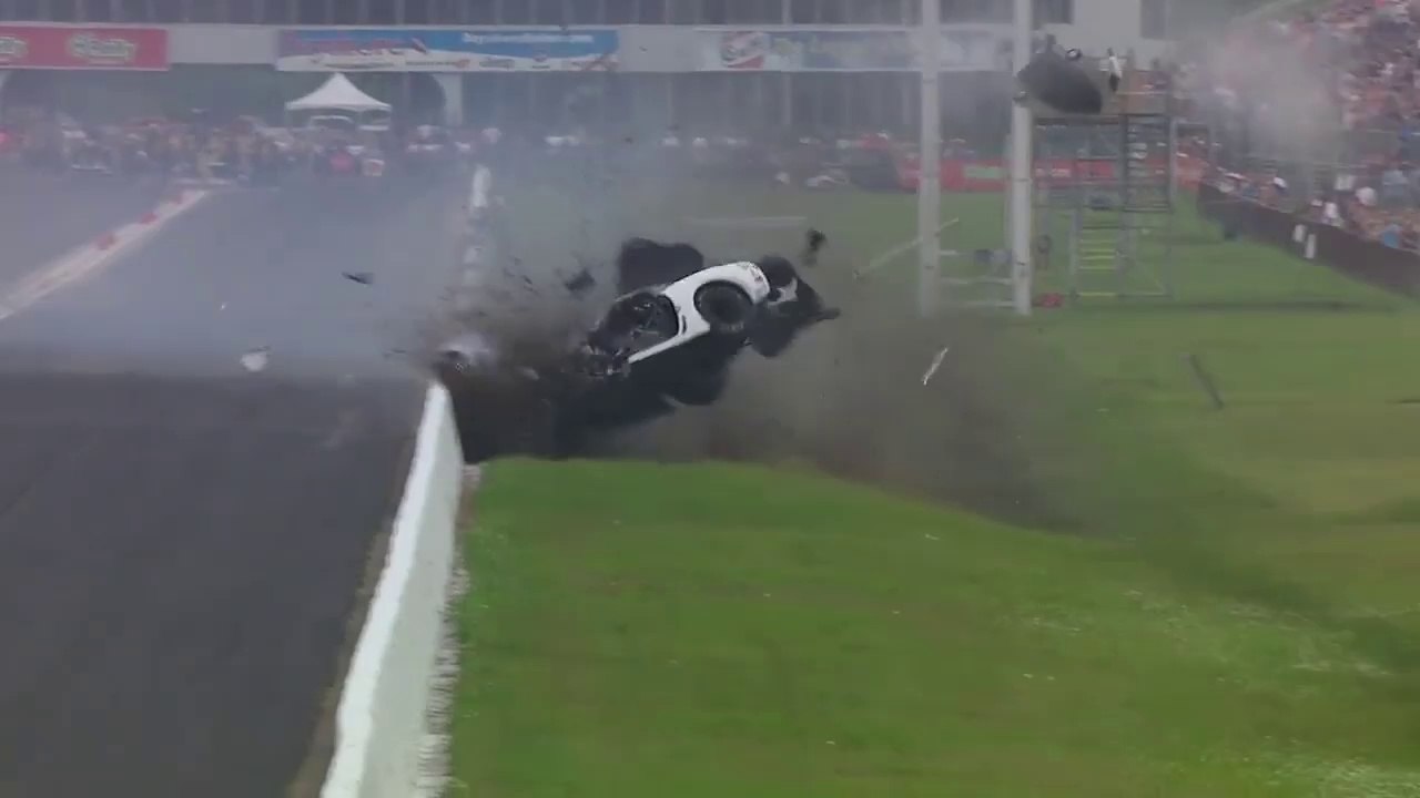 NHRA Houston 2016 Frigo Big Crash Flips Over Wall