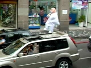 solo al doctor simi le suceden estas cosas