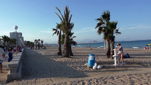 Нудистские пляжи Испании, ГОЛЫЕ ИСПАНЦЫ И ИНОСТРАНЦЫ, недвижимость у пляжей, Сергей Езовск