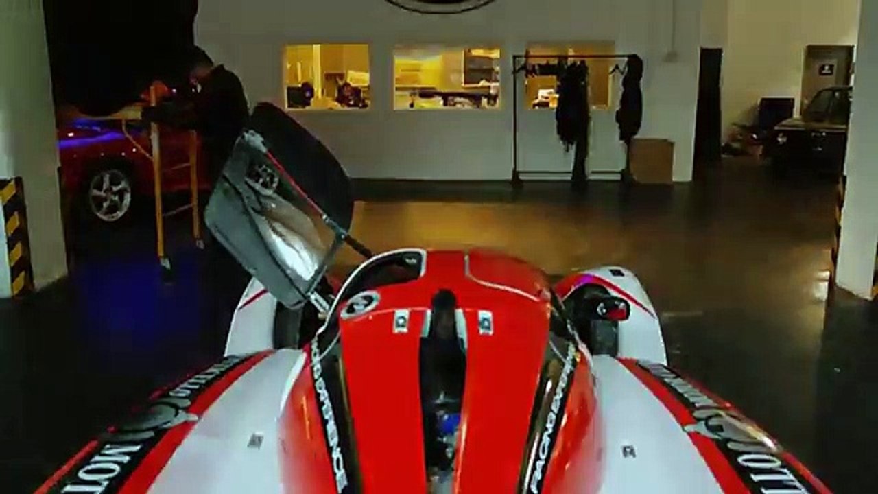 Praga R1 Walkaround