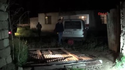 Iğdır Eşini Boğazını Keserek Öldürüp, 2 Yaşındaki Oğluyla Karakola Gitti