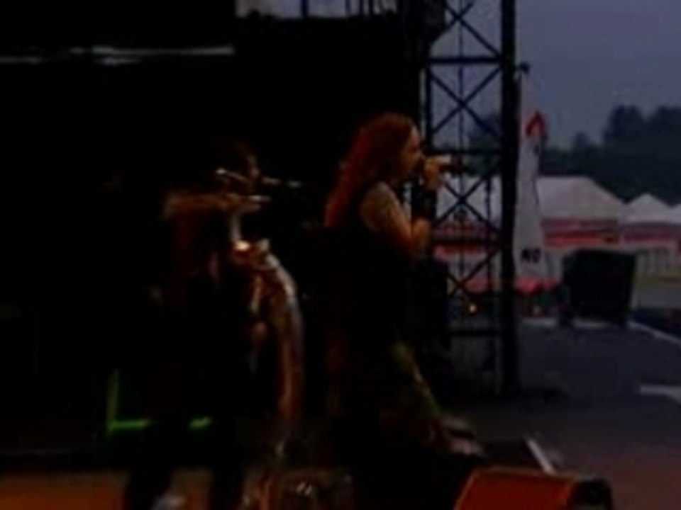KoRn - Predictable + Blind (Graspop Metal Meeting 2007)