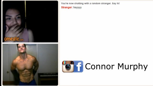 Girls mirin Aesthetics on Chatroulette