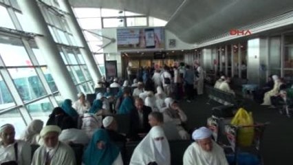 THY Yeni Seferler Başlattı, Umreciler Geçen Yıla Göre Yüzde 7 Arttı -1