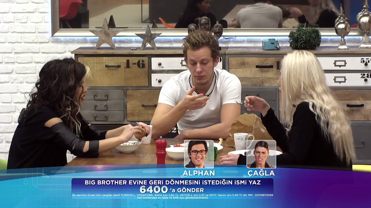 Big Brother Evinde Yalnız Kalan Rezan!