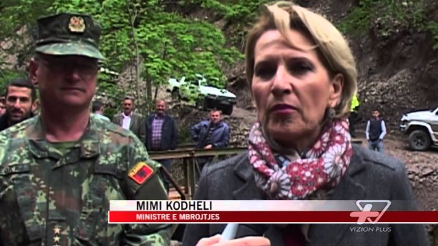 Forcat xheniere ndertojne uren ne Tropoje - News, Lajme - Vizion Plus