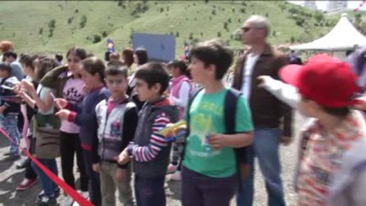 Vecihi Hürkuş Planör Uçuş Parkı Açıldı