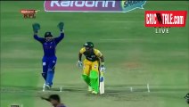 Strange action of new bowler in KPL every one laughing badly, bowler gets 2 wickets