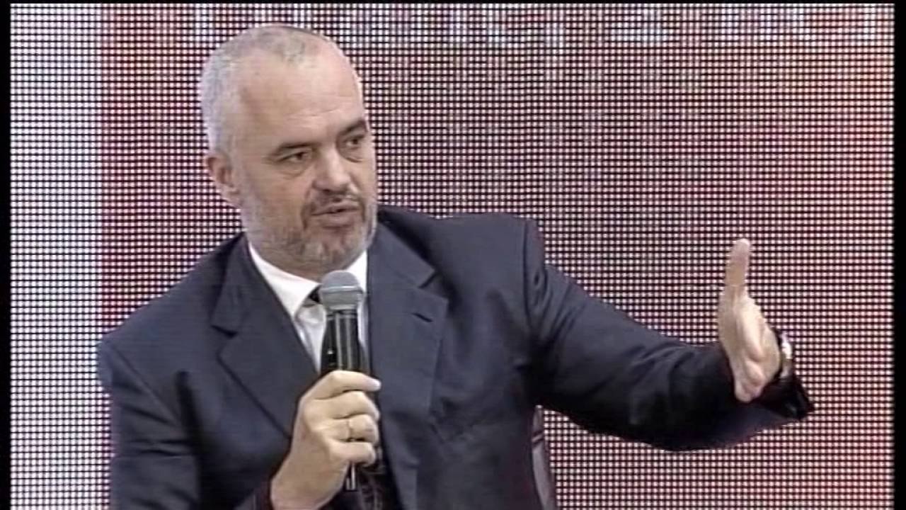 KOMPANITE NE PANAIRIN E PUNES KERKOJNE ZANATÇINJ,U OFRUAN 8 MIJE VENDE TE LIRA PUNE LAJM