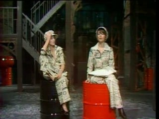 Clip Les p'tits papiers 1974-05-04 70's Original