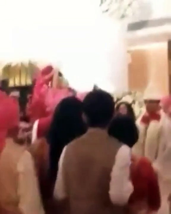Karan Weds Bipasha - The Saat Phere