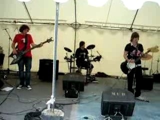 Breathe in - head in the sky