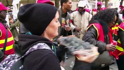 The 'Nuit Debout' protests in Paris | DW News