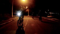 Pedalando, bicicleta Soul, SLI 29, aro 29, 24 v, 24 marchas, 26 Night Bikers, 26 amigos, Trilhas Noturnas, Taubike Bicicletário, Abril de 2016, Marcelo Ambrogi, 36 km (39)