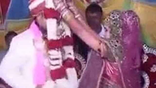 Ha Ha See What Happened At Wedding ? -Funny Videos-Whatsapp Videos-Prank Videos-Funny Vines-Viral Video-Funny Fails-Funny Compilations-Just For Laughs