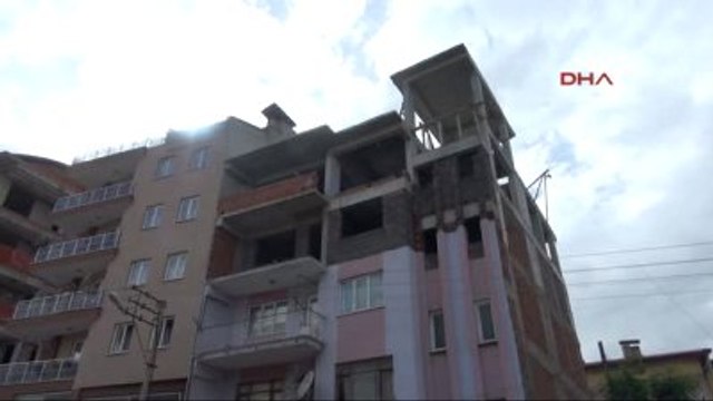 Denizli - İskeleyi Tutan Duvarın Çökmesiyle Zemine Çakılan İki Kalıp Ustası Öldü