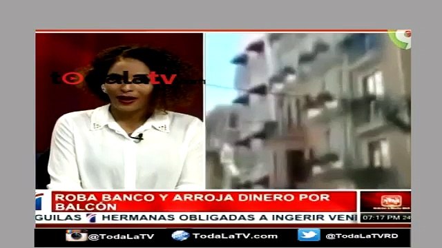 LADRÓN ASALTA BANCO Y LANZA DINERO POR EL BALCÓN - NOTICIAS Y MÁS - VIDEO