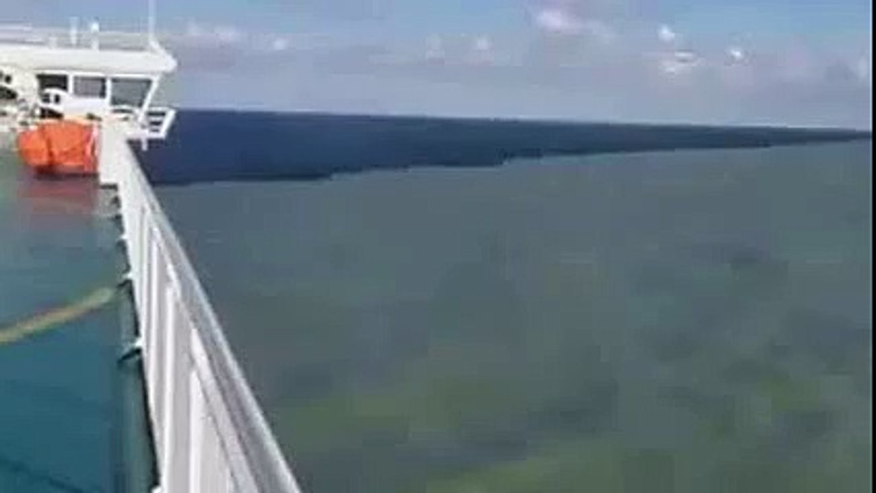 Merical Of Allah -Two Color Sea Water-Amazing-Funny Videos-Whatsapp Videos-Prank Videos-Funny Vines-Viral Video-Funny Fails-Funny Compilations-Just For Laughs