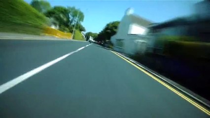 İki Teker Üzerinde Uçmak