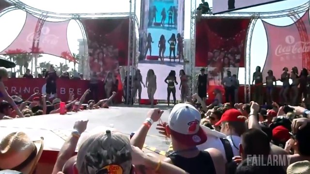 Babes and Boats Fails Compilation || FailArmy