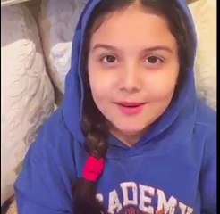 سبحان الله بنت صغيره تتكلم  كالكبار