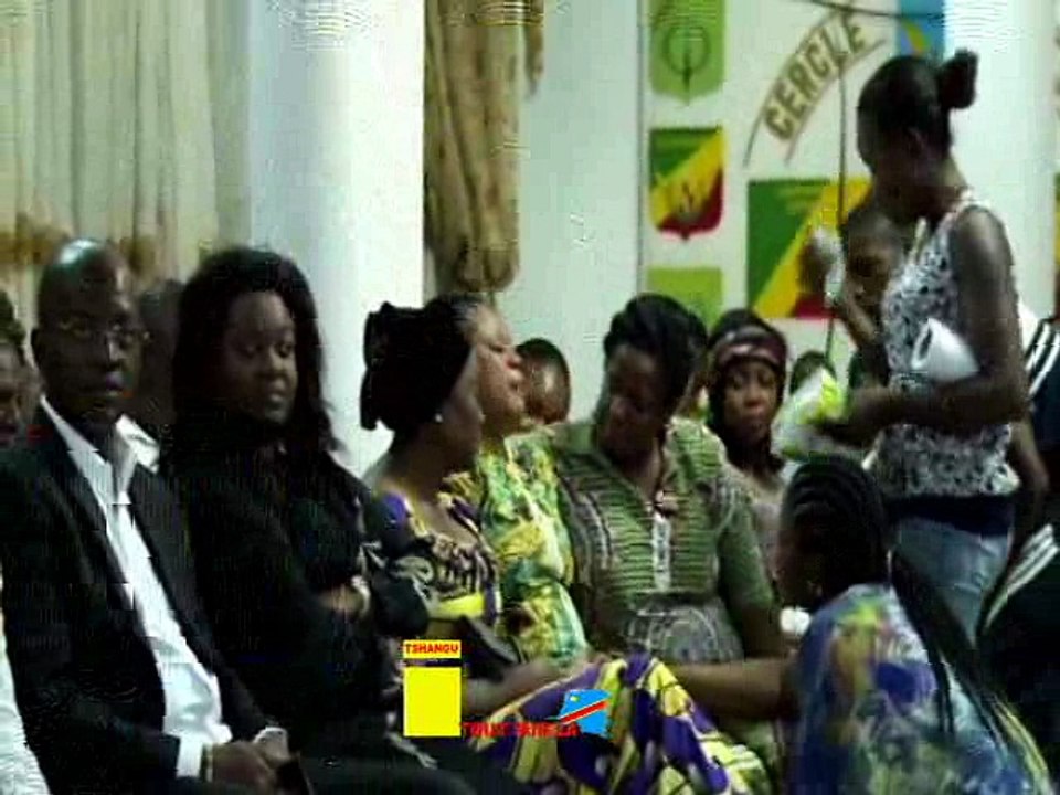 HOMMAGE A PAPA WEMBA BRAZZA PAR CHRISTOPHE MUZUNGU ET CLAUDIA SASSOU