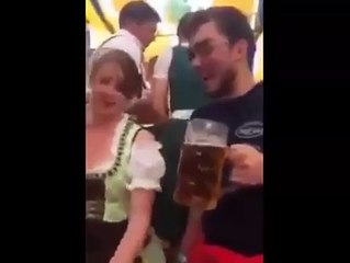 Пивное соревнование - Девочка против мальчика