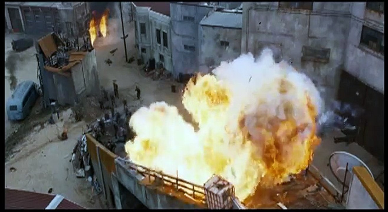 Chuck Norris y Van Damme, reclutados para Los mercenarios 2